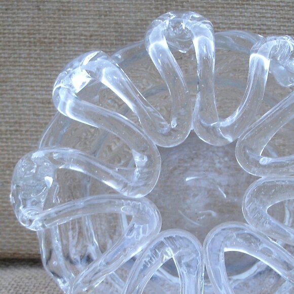 Vintage Art Glass Rose Bowl with Flower Frog - Picture 13 of 16